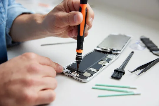 How to Choose a Cell Phone Repair Course in Panama: 6 Questions You Should Ask